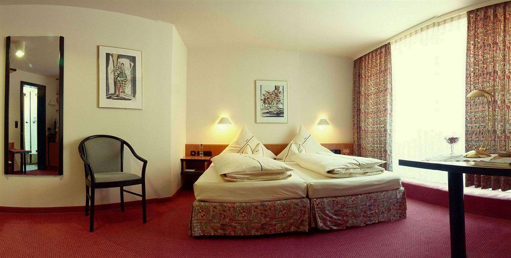 Hotel Lehmeier Neumarkt in der Oberpfalz Room photo